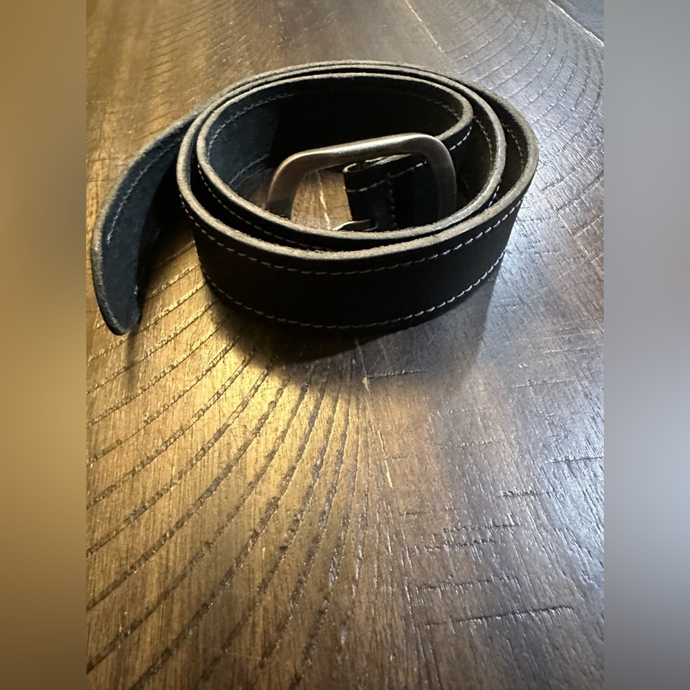 Men’s leather belt